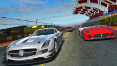 Скриншот 2 из 5 программы GT Racing 2: The Real Car Experience (Windows 8.1)